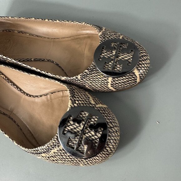 TORY BURCH REVA BALLET FLAT COBRA PRINT LEATHER BLACK/NATURAL LOGO, 9M - Picture 11 of 14